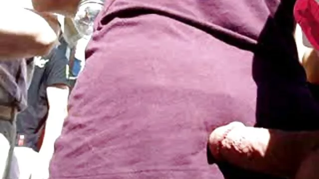 Mamie joue avec elle-même puis obtient un visage plein de sperme site gratuit pour film x