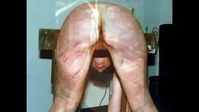 Tarra vidéo x gratuit streaming White-Gangbang avec 2 hommes
